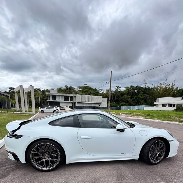 PORSCHE 911 CARRERA - Imagem 9