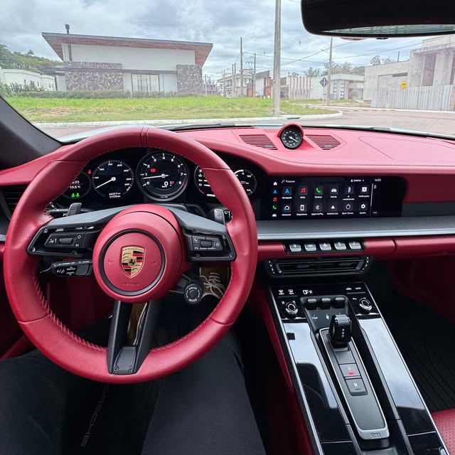 PORSCHE 911 CARRERA - Imagem 10