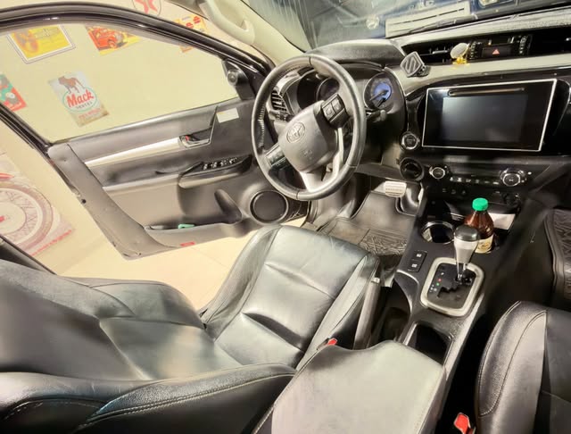 TOYOTA HILUX - Imagem 12