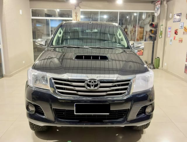 TOYOTA HILUX - Imagem 3