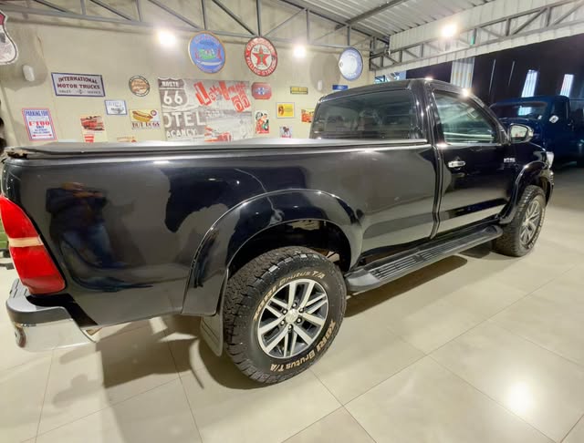 TOYOTA HILUX - Imagem 9