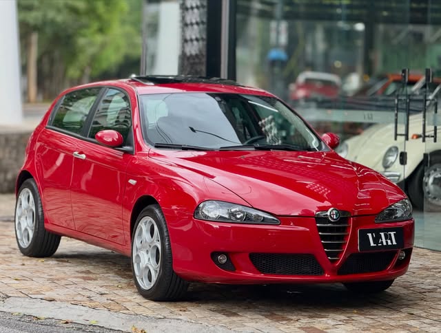 ALFA ROMEO 147 - Imagem 1