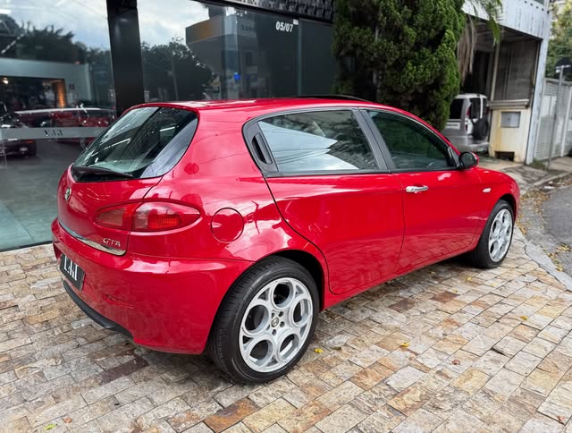 ALFA ROMEO 147 - Imagem 12