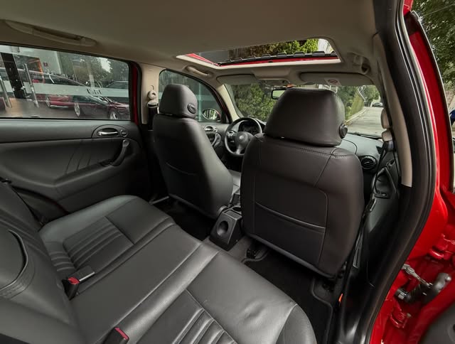 ALFA ROMEO 147 - Imagem 18