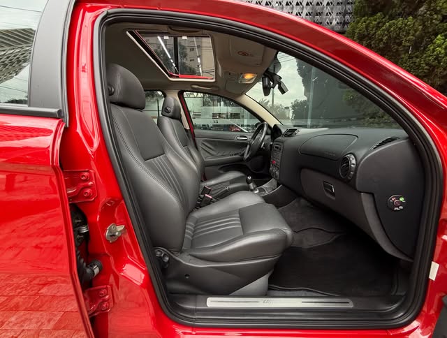 ALFA ROMEO 147 - Imagem 4
