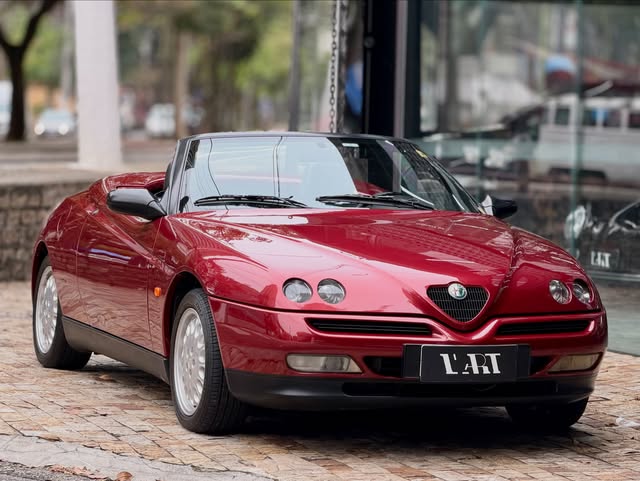 ALFA ROMEO SPIDER - Imagem 1