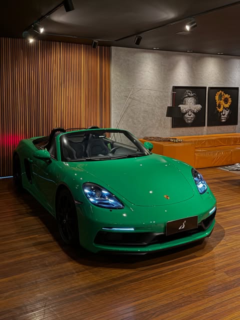 PORSCHE 718 BOXSTER 4.0 GTS - Imagem 1