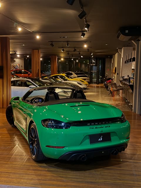 PORSCHE 718 BOXSTER 4.0 GTS - Imagem 3