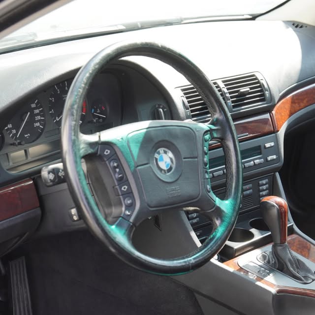 BMW 540I TOURING - Imagem 7