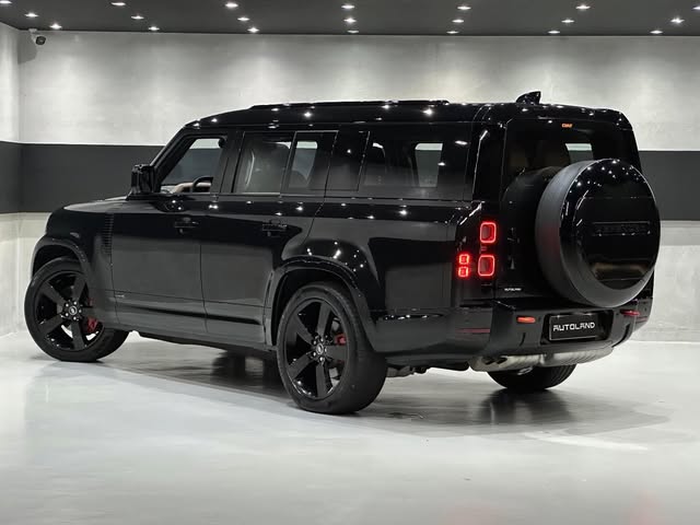 LAND ROVER DEFENDER - Imagem 3