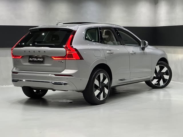 VOLVO XC60 T8 RECHARGE ULTRA AWD GEARTRONIC - Imagem 4