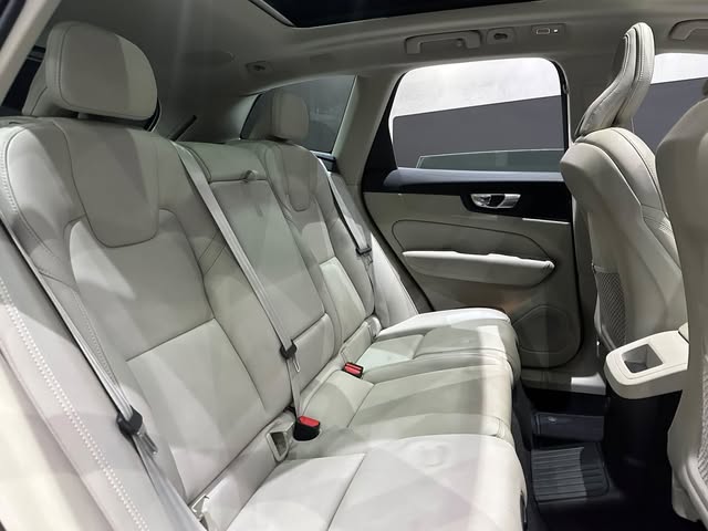 VOLVO XC60 T8 RECHARGE ULTRA AWD GEARTRONIC - Imagem 7