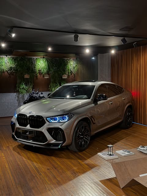 BMW X6 M COMPETITION - Imagem 18