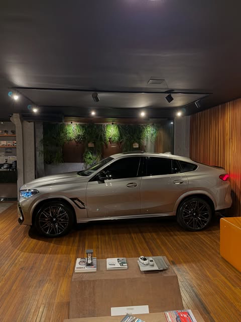BMW X6 M COMPETITION - Imagem 8