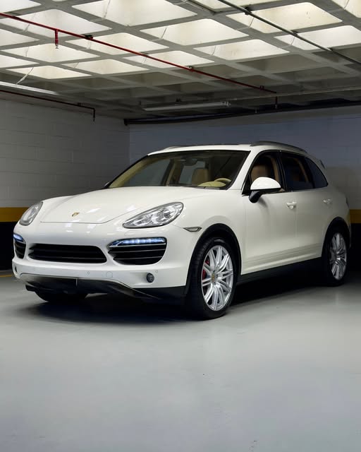 PORSCHE CAYENNE S - Imagem 3