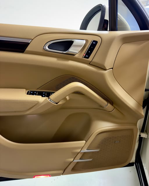 PORSCHE CAYENNE S - Imagem 5