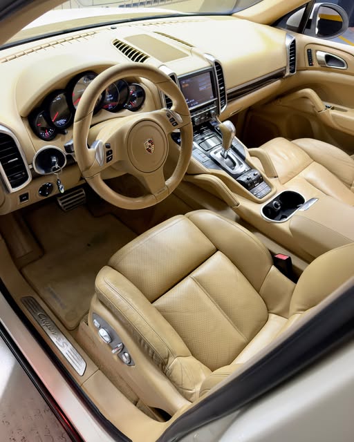 PORSCHE CAYENNE S - Imagem 9
