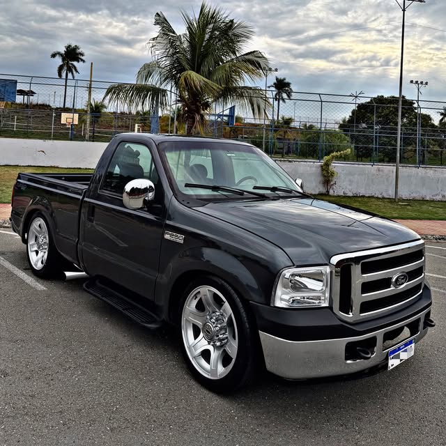 FORD F-250 XL-L - Imagem 1