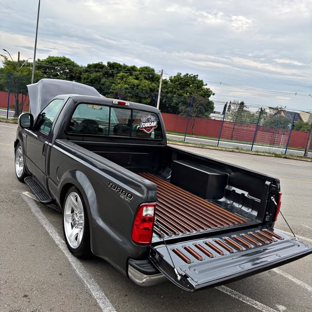 FORD F-250 XL-L - Imagem 2