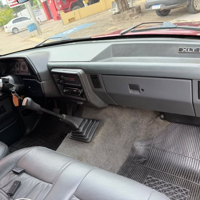 FORD F-1000 XLT - Imagem 9