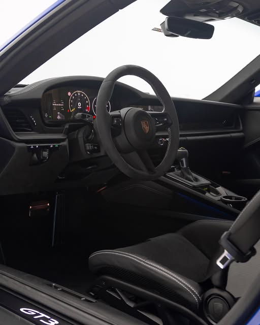 PORSCHE 911 GT3 - Imagem 3