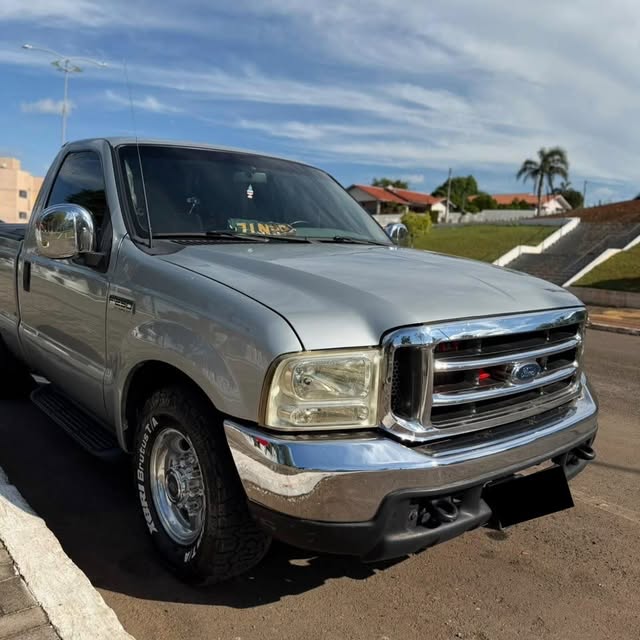 FORD F-250 XLT-L - Imagem 4