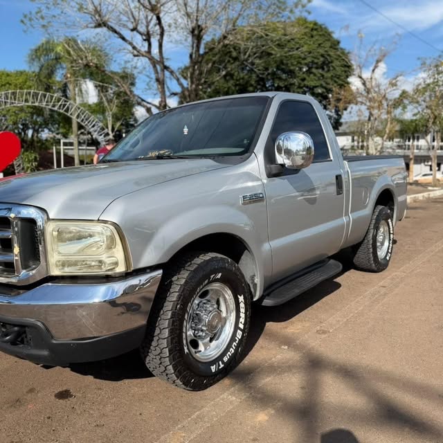 FORD F-250 XLT-L - Imagem 5