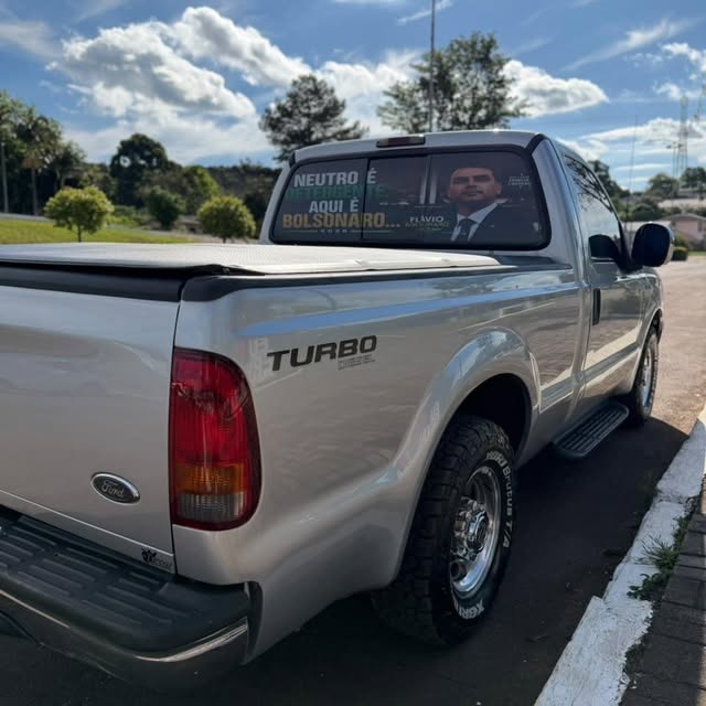 FORD F-250 XLT-L - Imagem 10