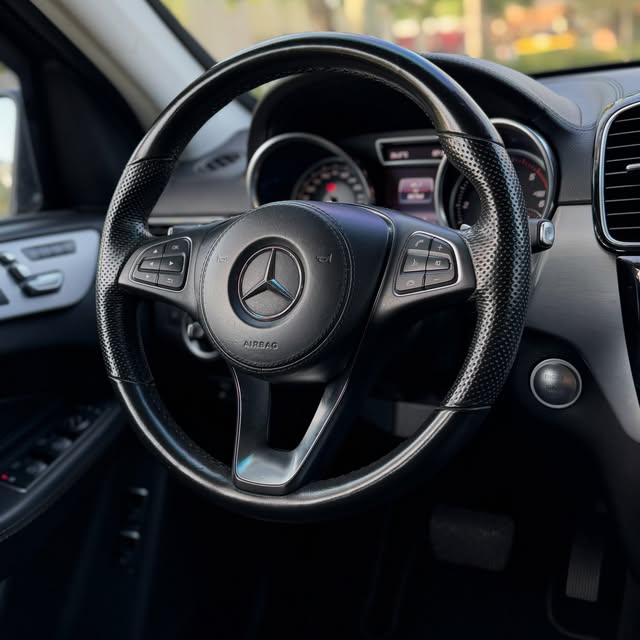 MERCEDES-BENZ GLS 350 - Imagem 7