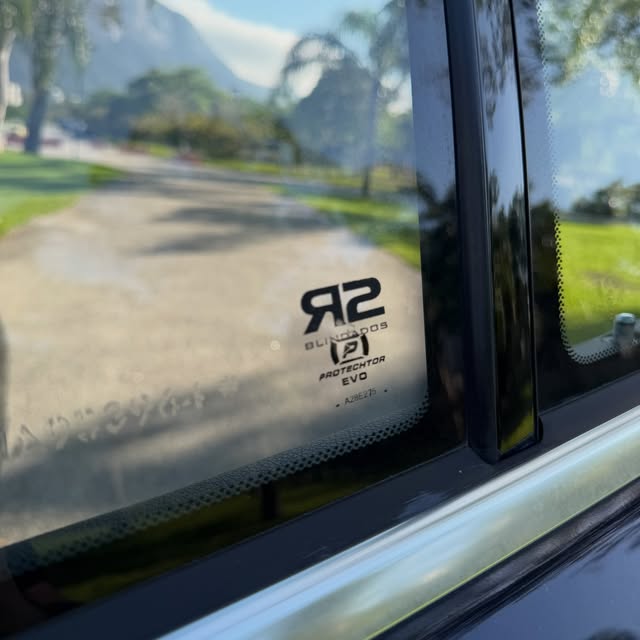 MERCEDES-BENZ GLS 350 - Imagem 10