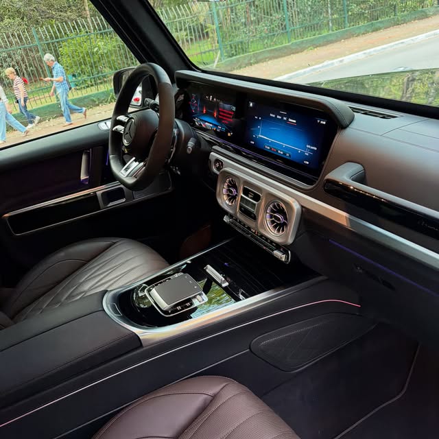 MERCEDES-BENZ G 63 AMG - Imagem 11