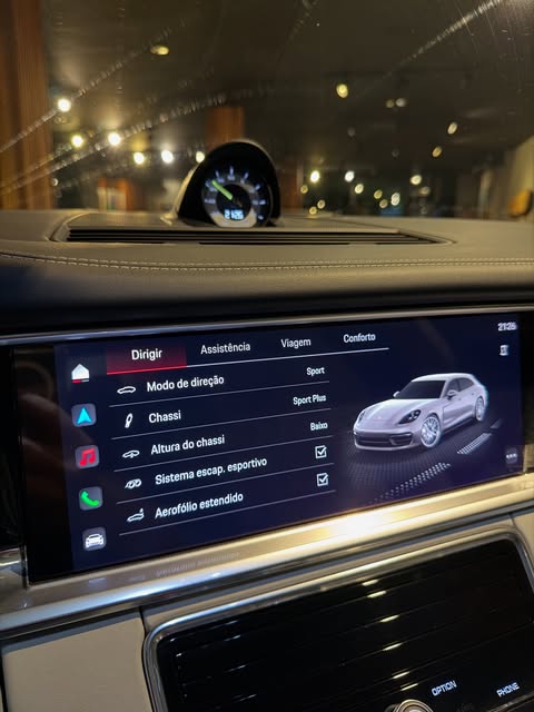 PORSCHE PANAMERA 4 E-HYBRID SPORT TURISMO - Imagem 12