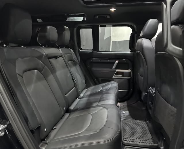 LAND ROVER DEFENDER D300 TURBO DIESEL MHEV 110 X -DYNAMIC SE AWD AUTOMÁTICO - Imagem 9