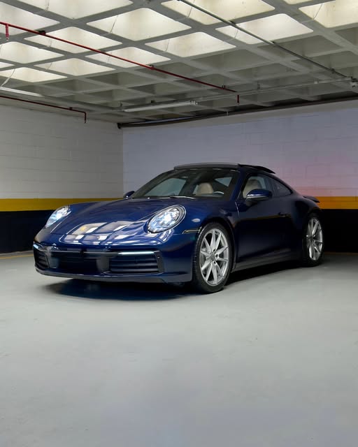 PORSCHE 911 CARRERA - Imagem 3