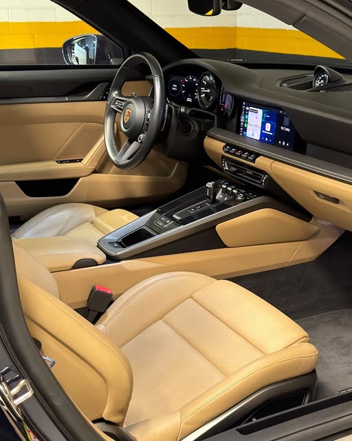 PORSCHE 911 CARRERA - Imagem 10