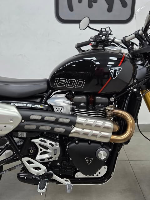 TRIUMPH SCRAMBLER 1200XE - Imagem 6