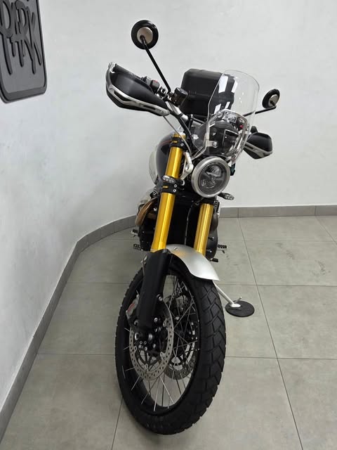 TRIUMPH SCRAMBLER 1200XE - Imagem 7