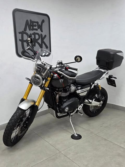 TRIUMPH SCRAMBLER 1200XE - Imagem 8