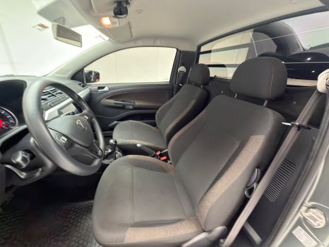 VOLKSWAGEN SAVEIRO TRENDLINE 1.6 TOTAL FLEX 16V - Imagem 10