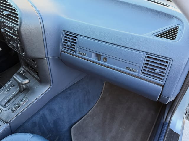 BMW 325I - Imagem 14