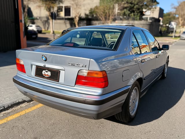 BMW 325I - Imagem 3
