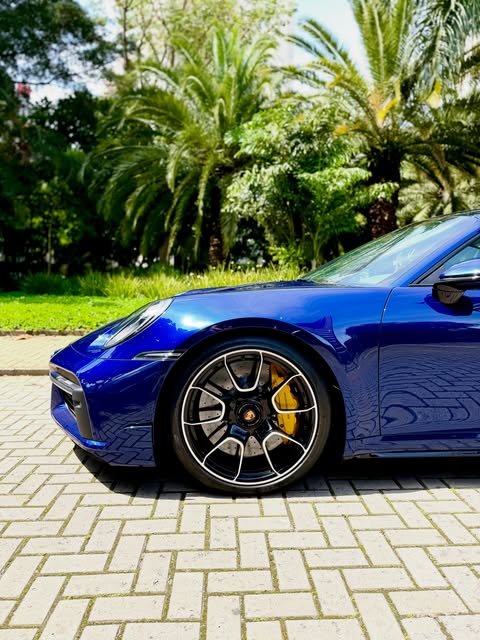 PORSCHE 911 TURBO S - Imagem 10