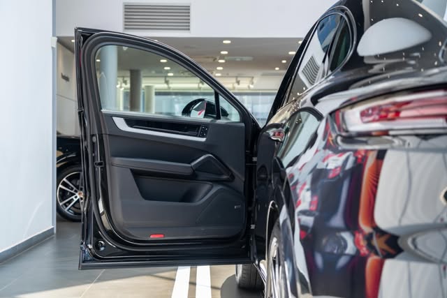PORSCHE CAYENNE S COUPÉ - Imagem 14