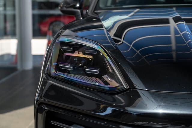 PORSCHE CAYENNE S COUPÉ - Imagem 15