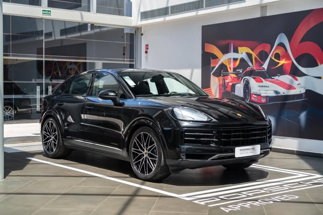 PORSCHE CAYENNE S COUPÉ - Imagem 3