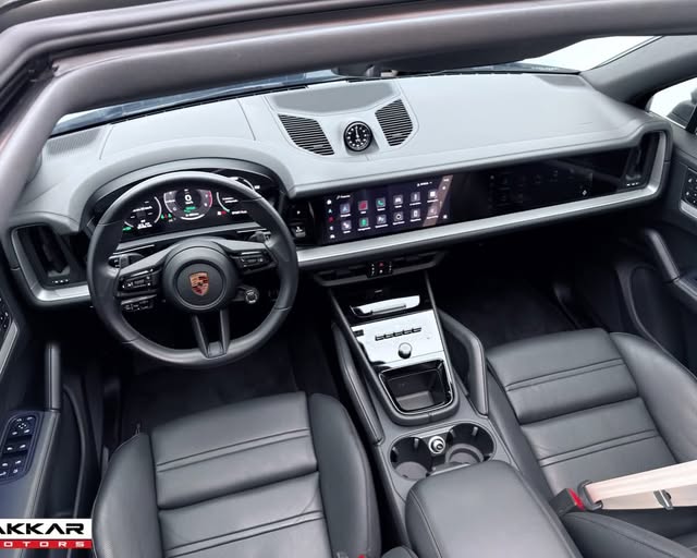 PORSCHE CAYENNE S E-HYBRID - Imagem 5