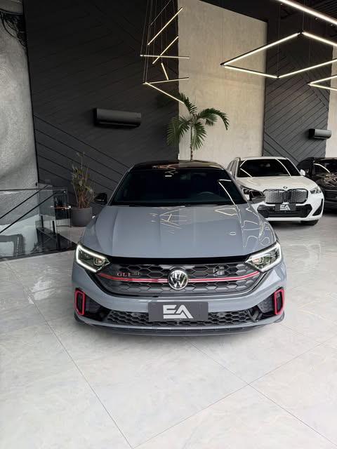 VOLKSWAGEN JETTA GLI - Imagem 2