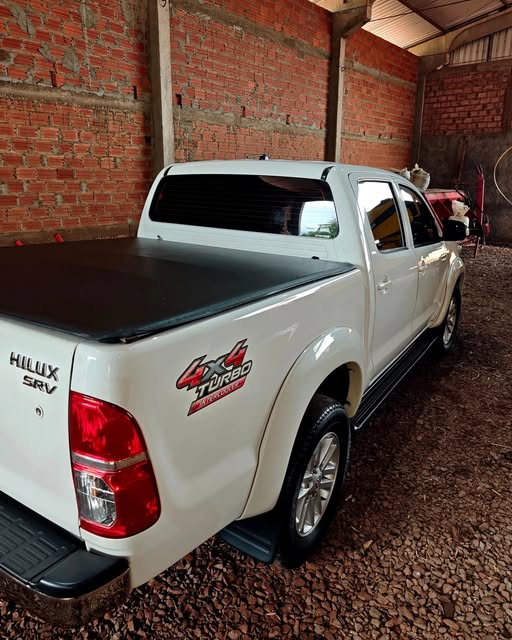 TOYOTA HILUX SRV - Imagem 4