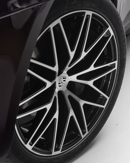PORSCHE MACAN - Imagem 6