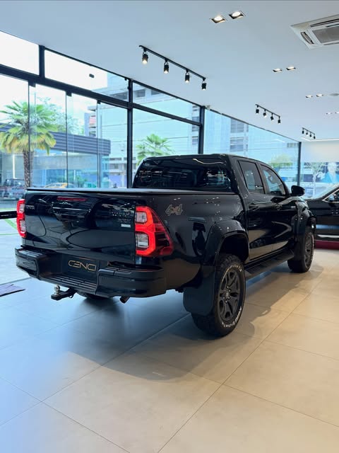 TOYOTA HILUX SRX PLUS - Imagem 4
